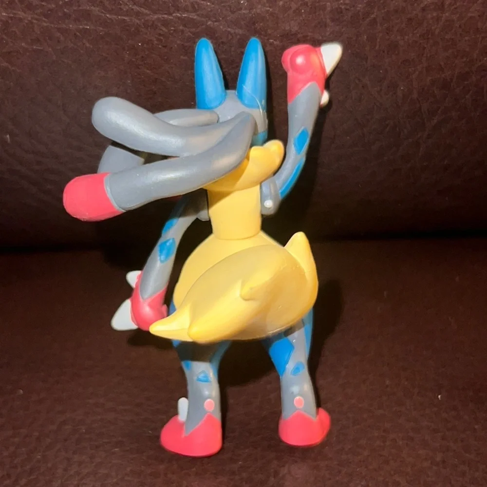 Pokemon tomy inch